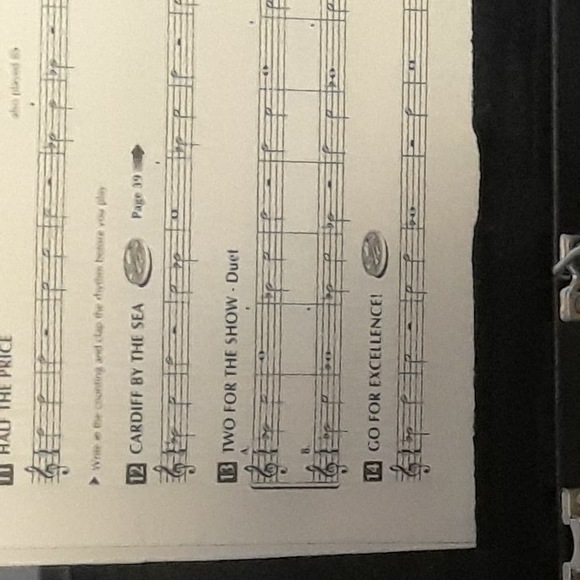 Meet your Posher, Miley - Picture 1 of 1